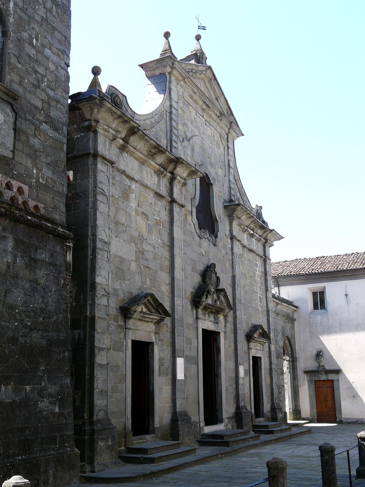 Pieve_Fosciana-chiesa_san_giovanni_battista-facciata