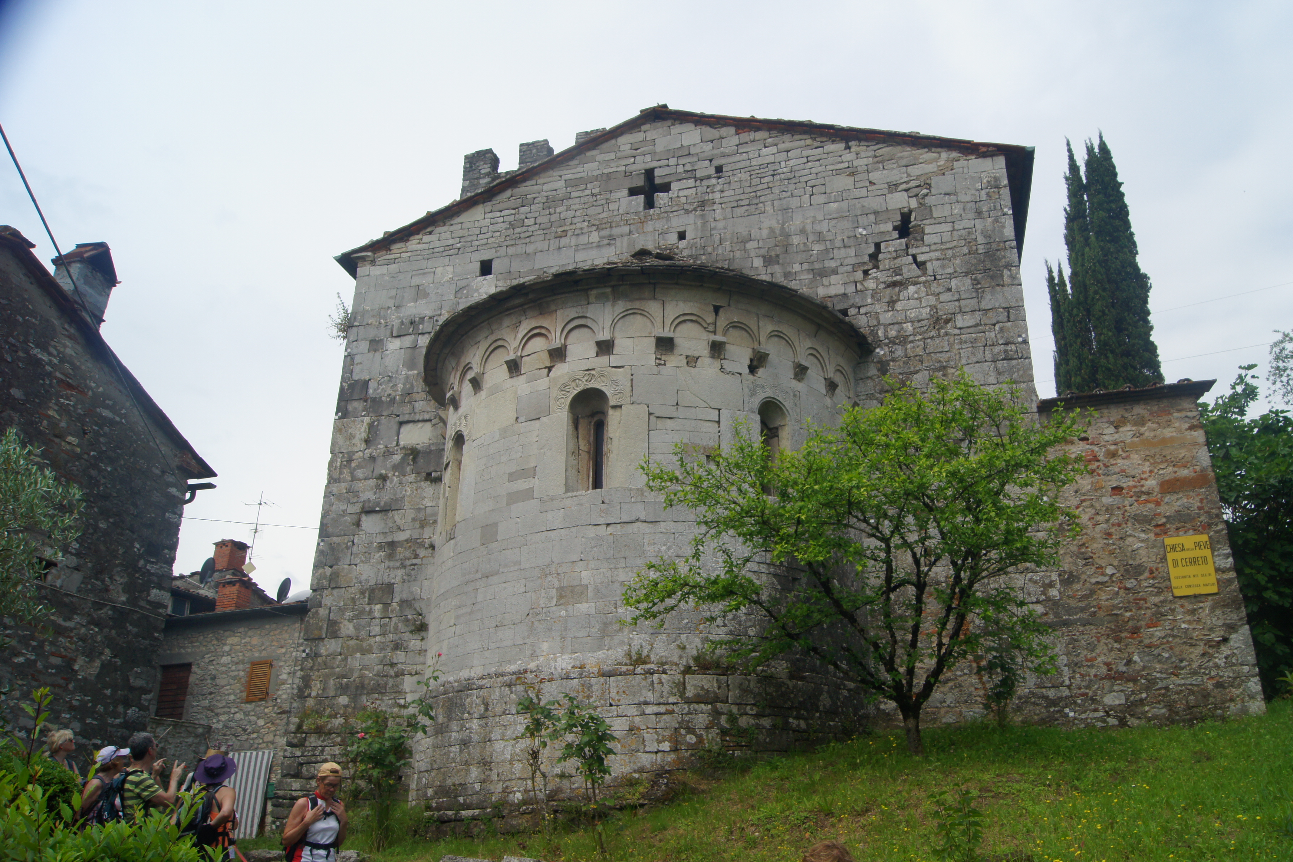 Cerreto Parish-absyd