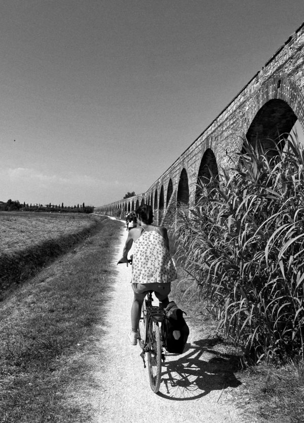 Acquedotto Mediceo Pisa Bici